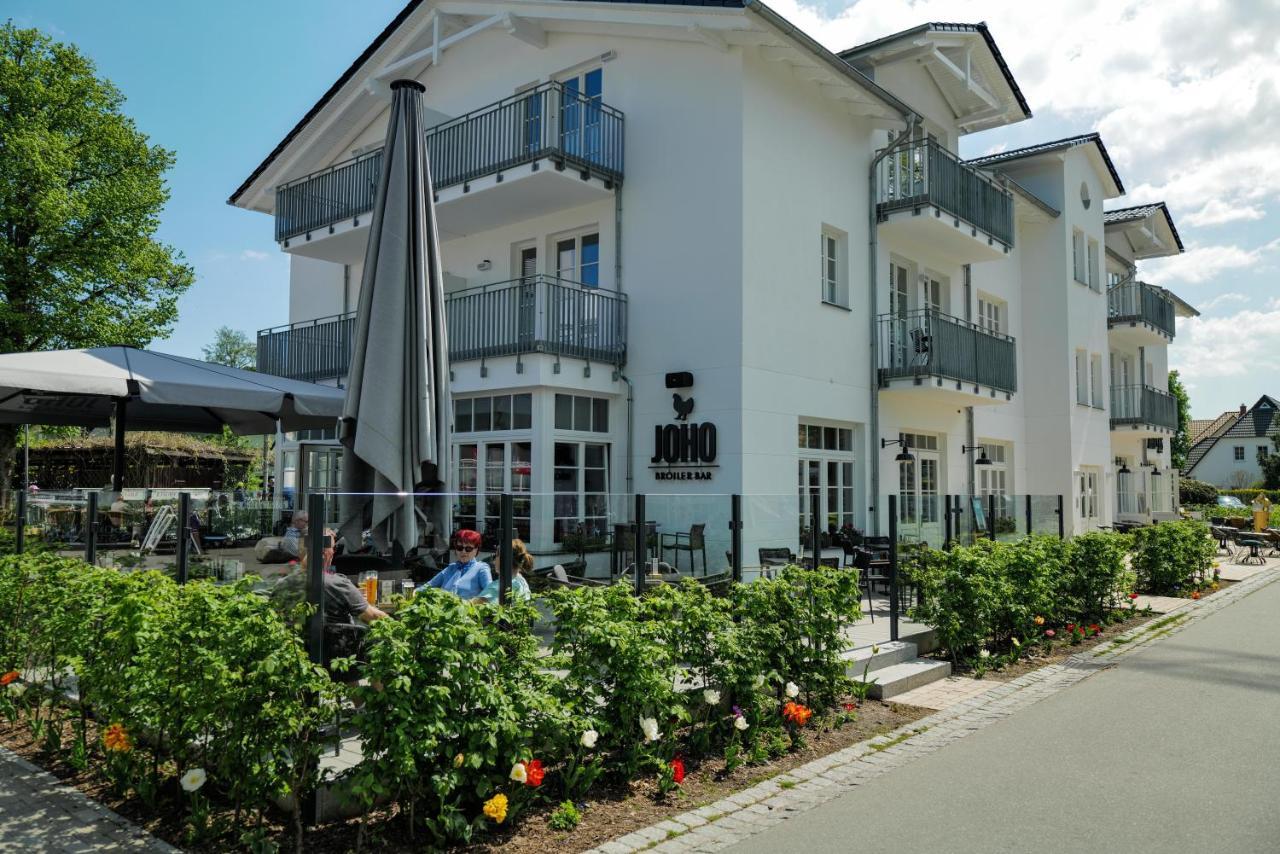 Ferienwohnungen Meerfarbig Zingst - Haustierfrei -Terrasse Mit Strandkorb Oder Balkon - E-Ladesaeule - Parkplatz - Wlan - Fahrradschuppen - Waschtrockner - Ruhig Und Zentral - Nichtraucher Exterior photo